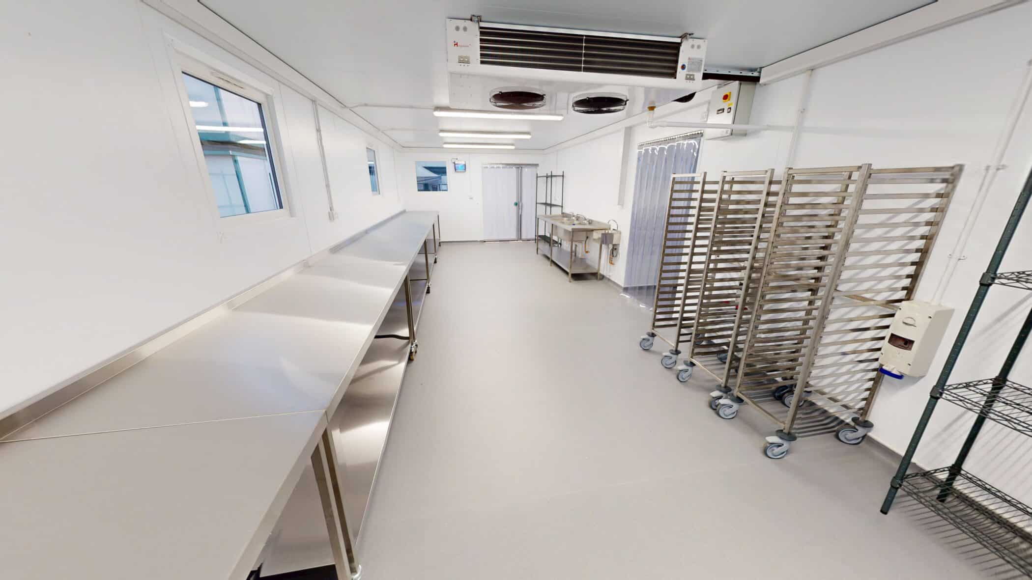 silverstone-cold-room-kitchen