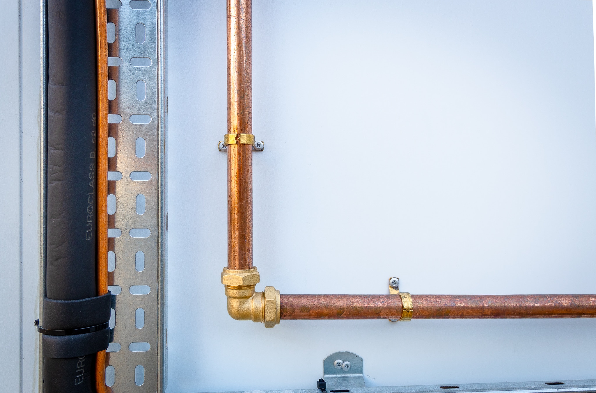 silverstone-cold-room-pipes